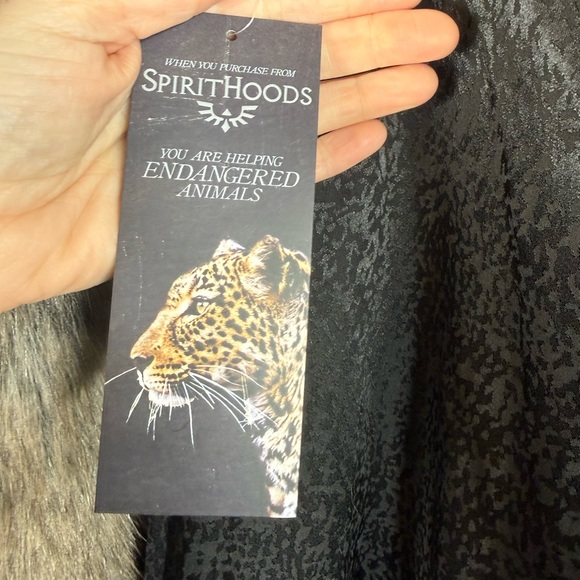 NWT SpiritHoods Direwolf Women’s Long Faux Fur Coat Heavy Warm Jacket XS - Picture 8 of 12